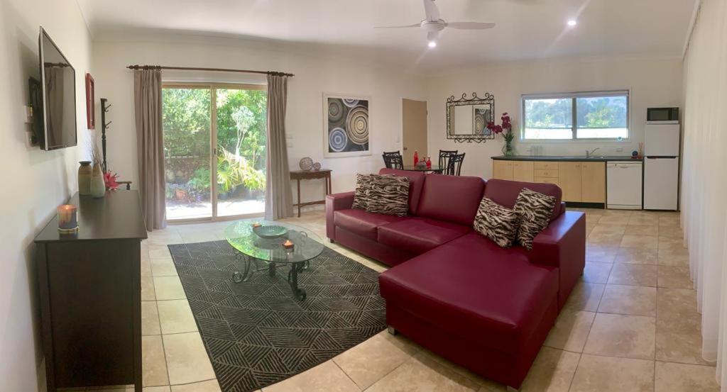 River Gum Luxury Bed And Breakfast Diddillibah Экстерьер фото