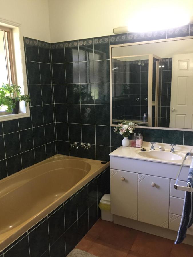 River Gum Luxury Bed And Breakfast Diddillibah Экстерьер фото